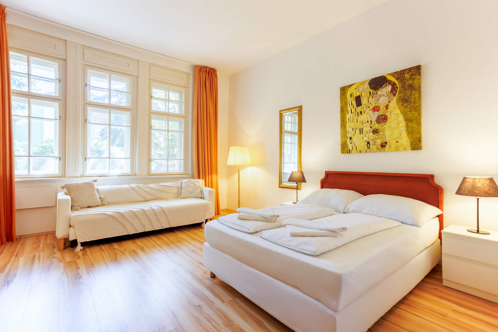 kilátás az udvarra